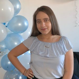 Meet your Posher, Viviana